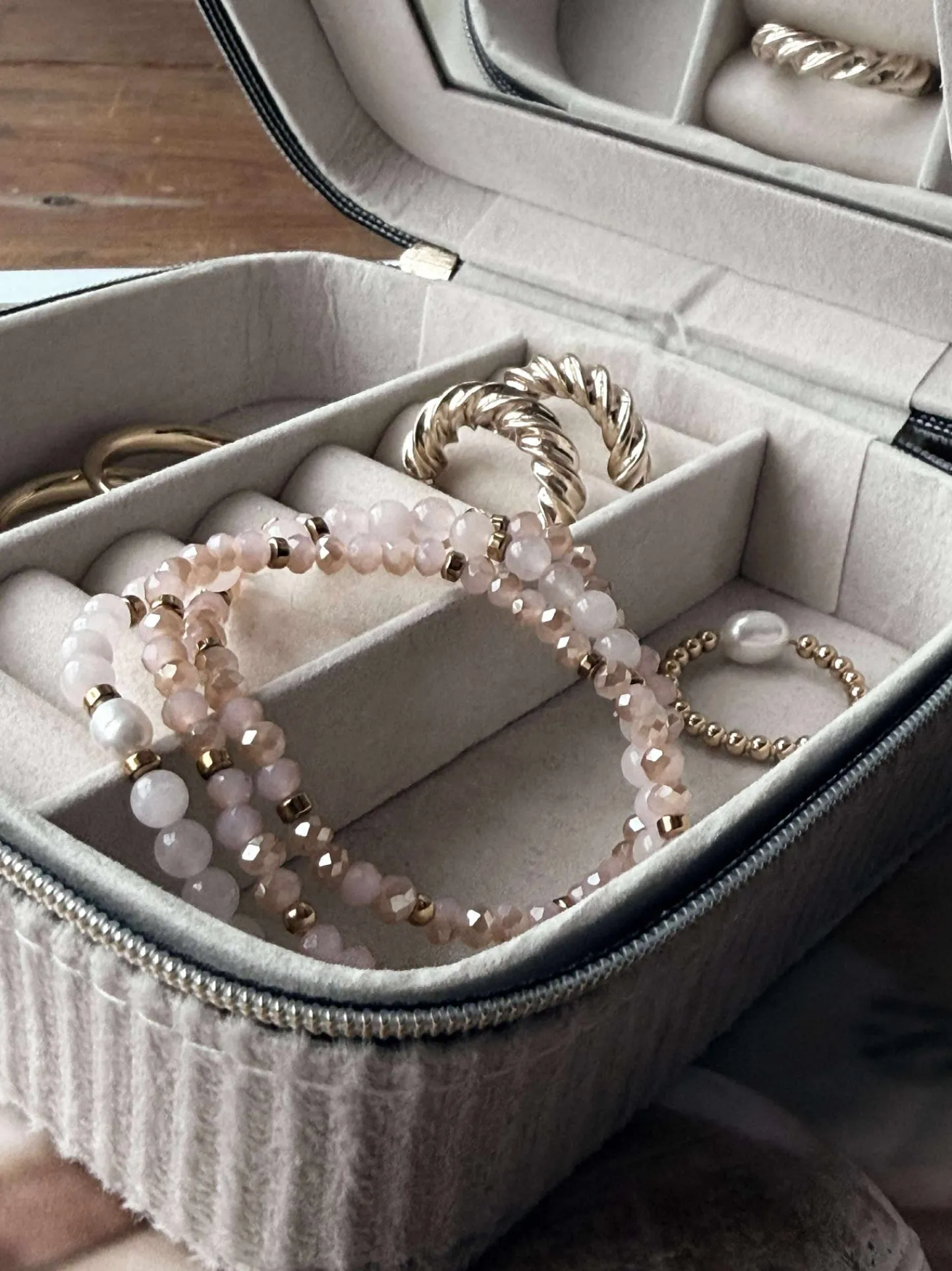 VIAMAJA Armbånd Leah Soft Rose – Sæt med 3 stk Best