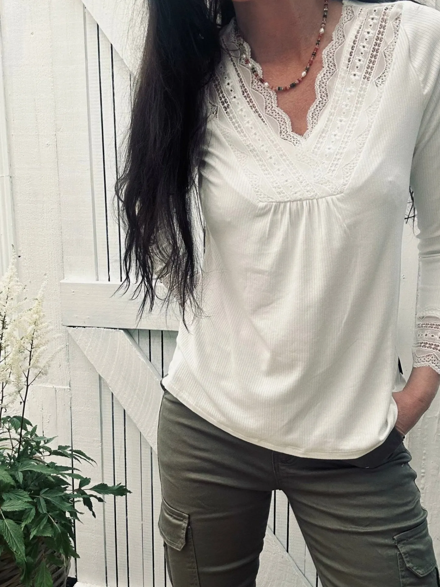 VIAMAJA Bluse med blonde – White