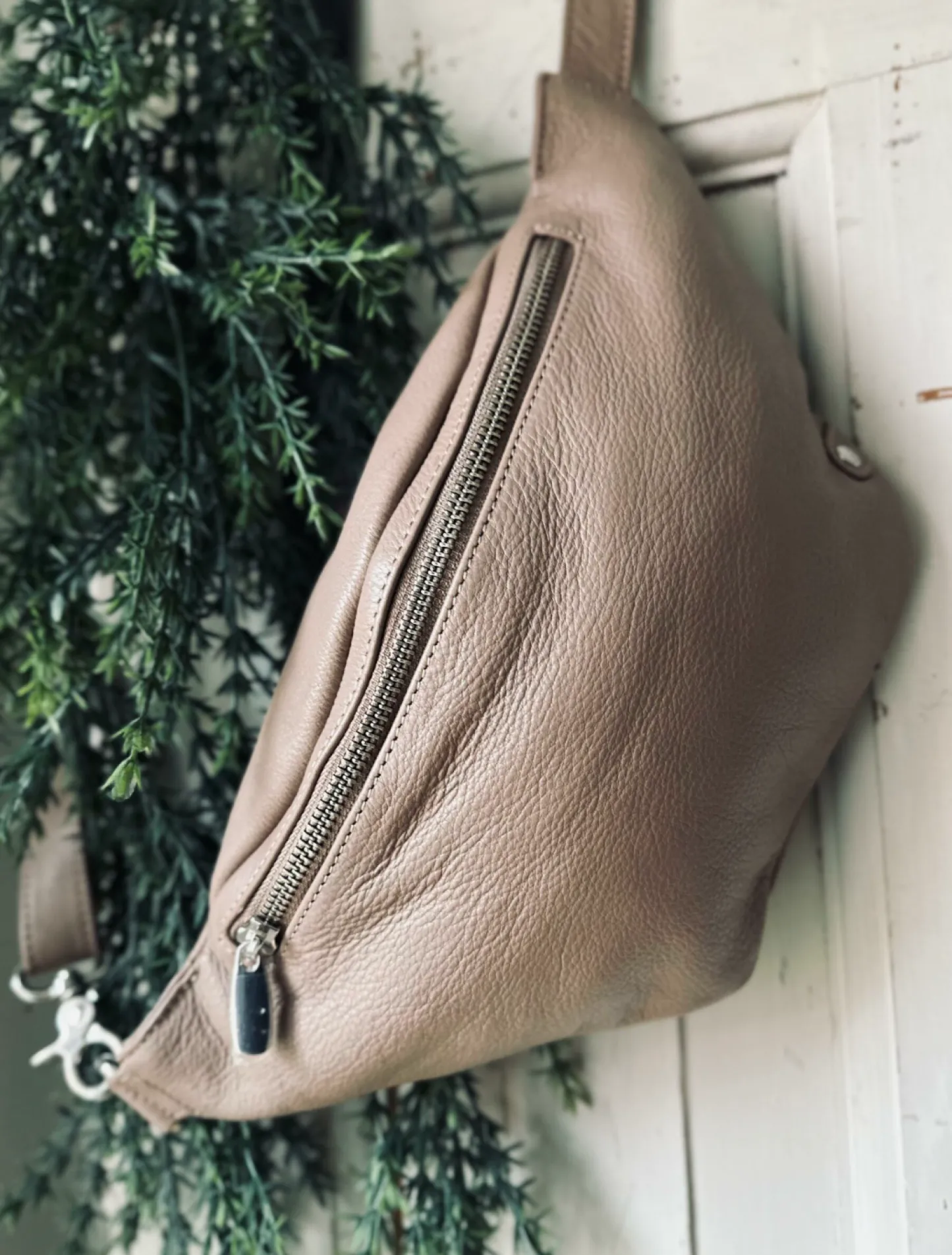 VIAMAJA Bumbag Aura Dusty taupe Discount