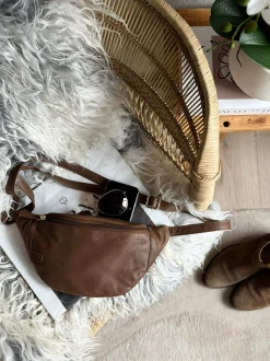 VIAMAJA Bumbag Misse - Coffee / Silver Clearance