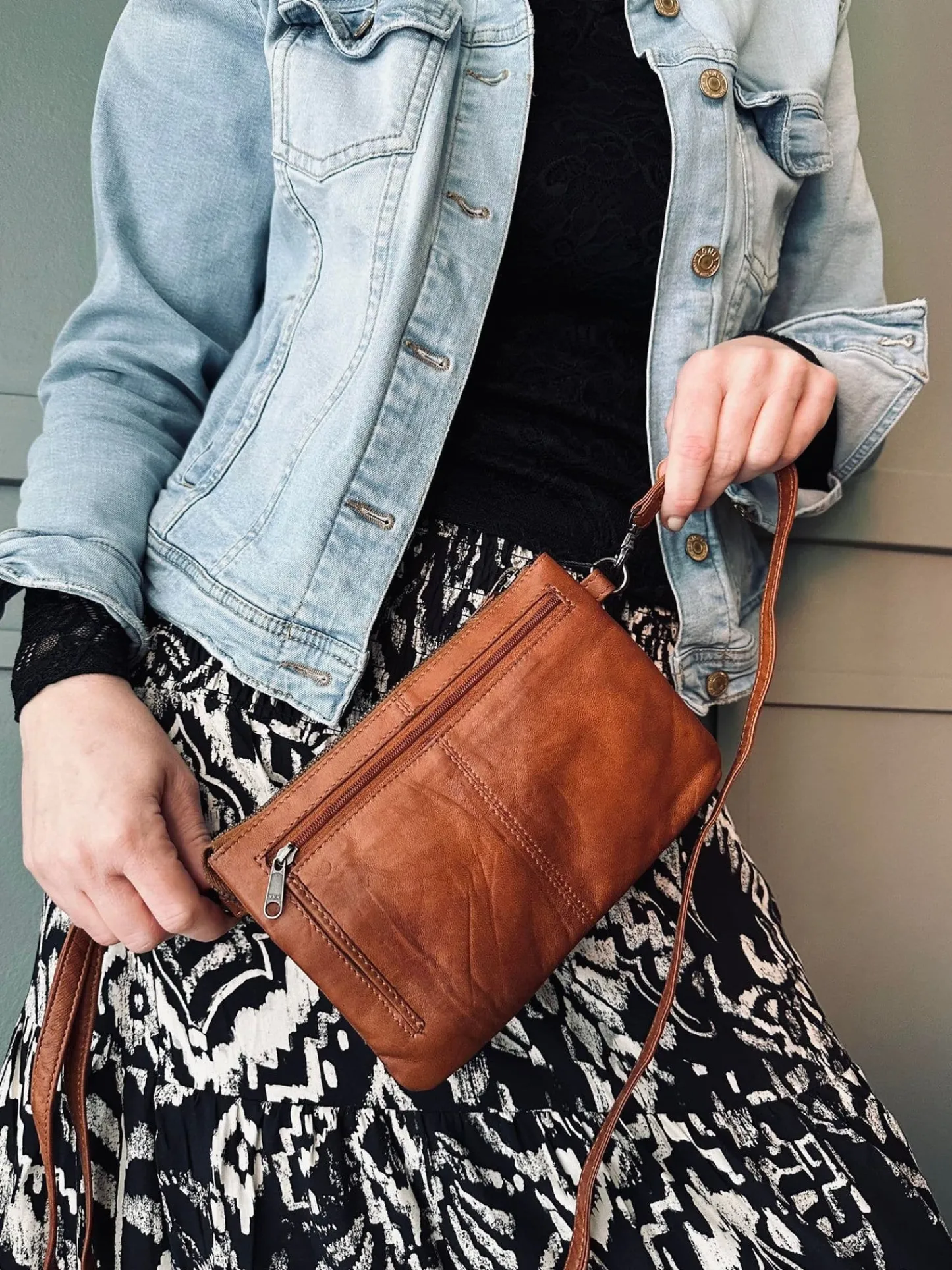 VIAMAJA Clutch Jelva Cognac Best