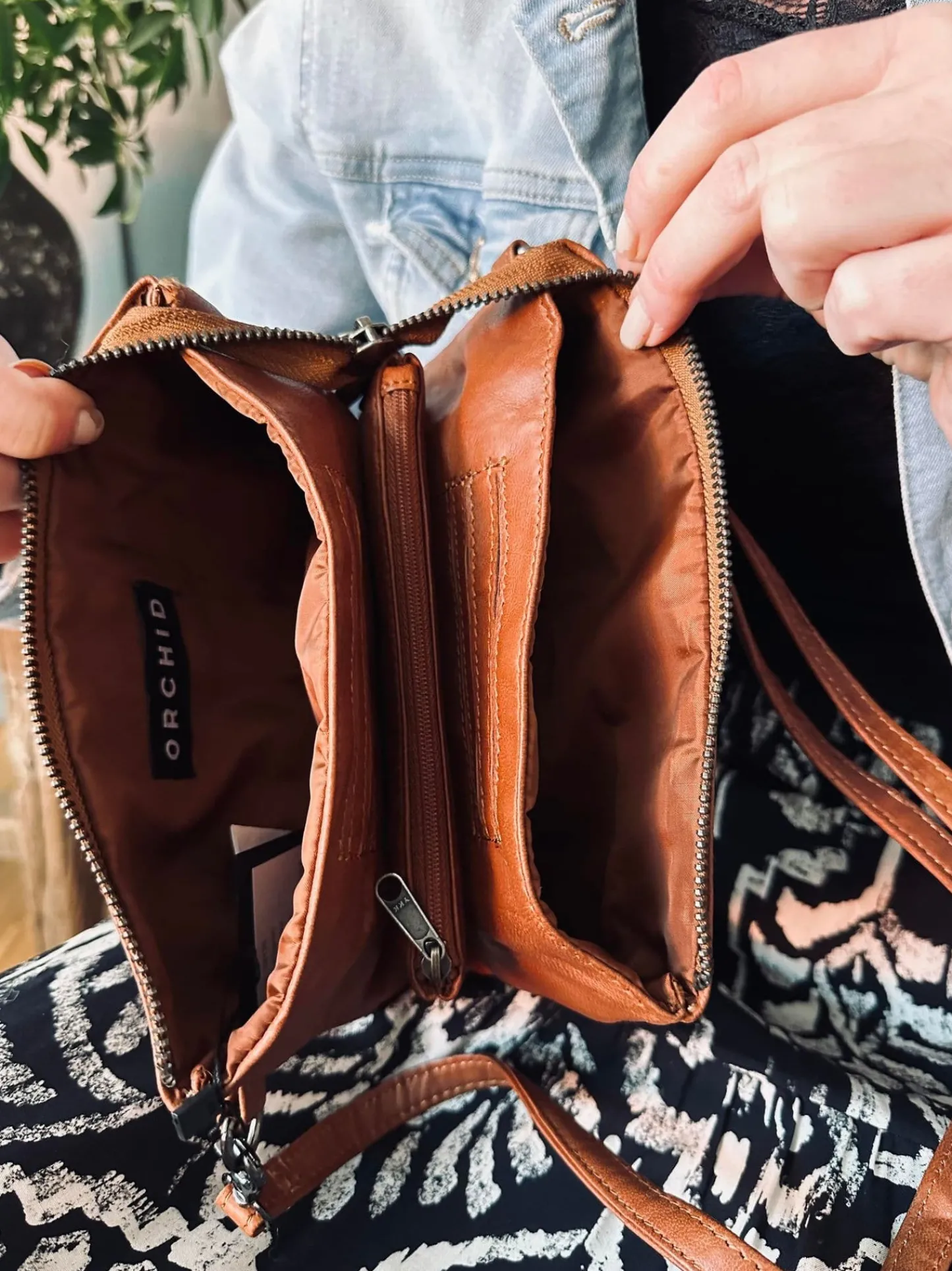 VIAMAJA Clutch Jelva Cognac Best