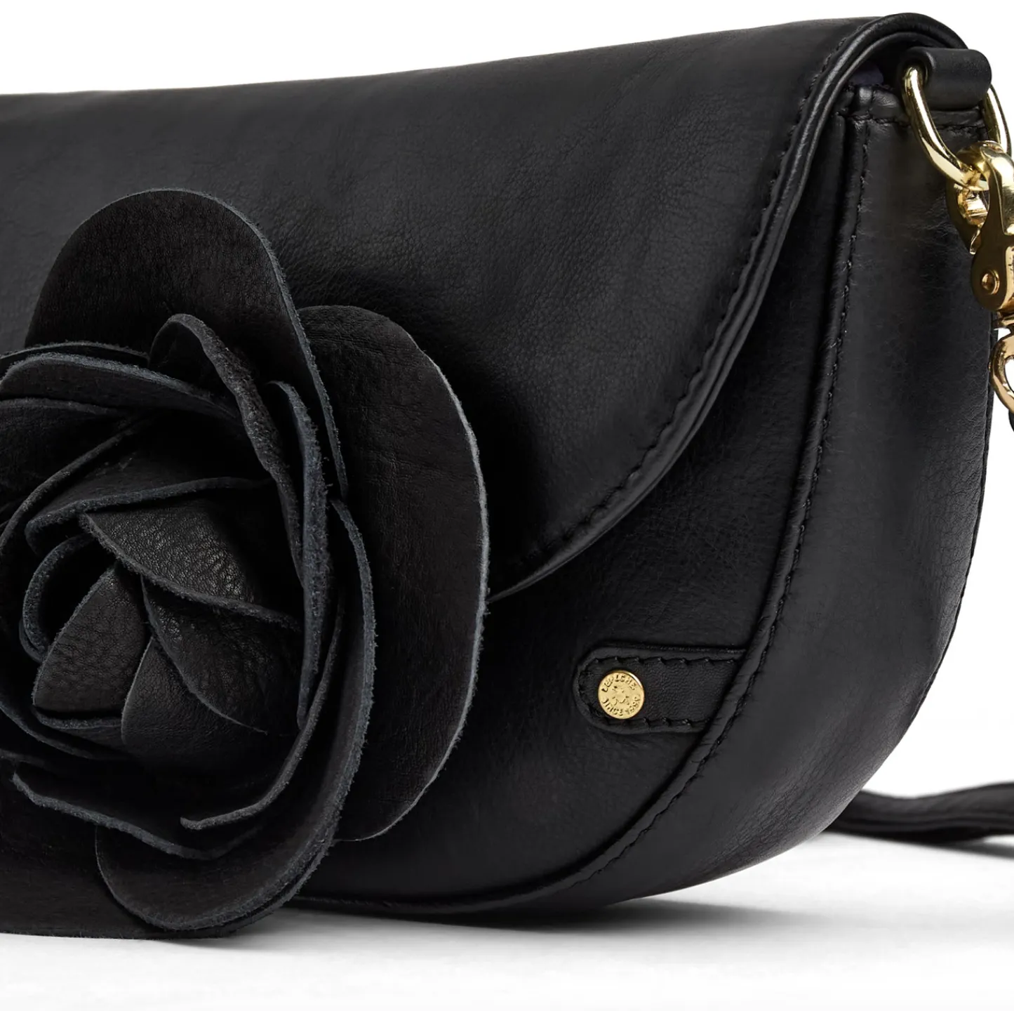 VIAMAJA Crossover Black Rose Hot