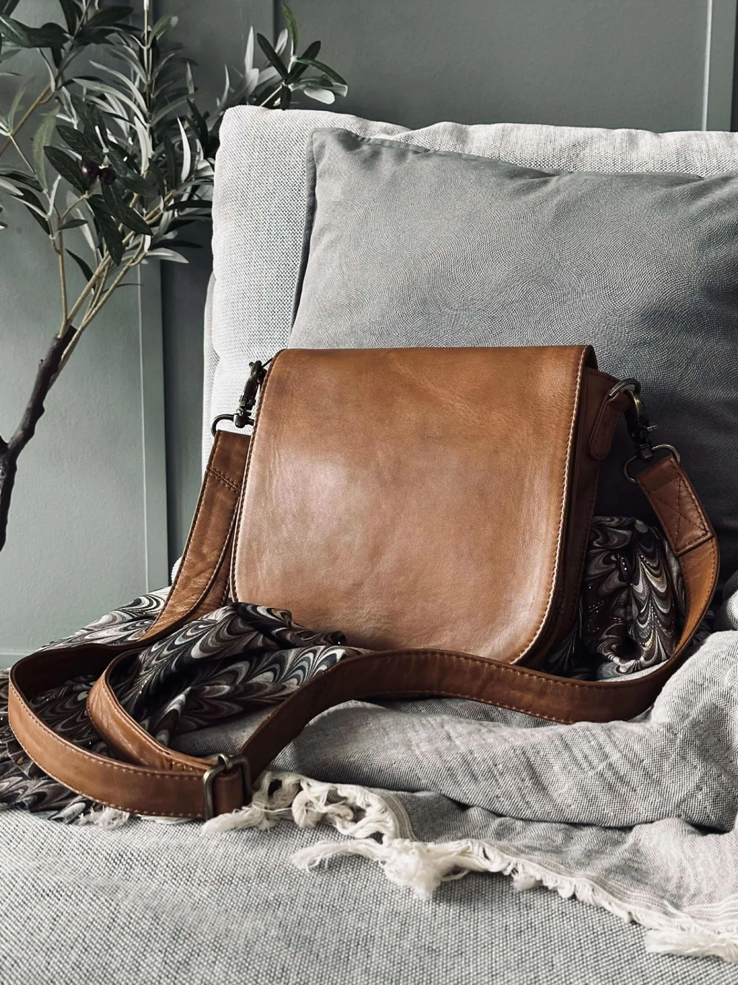 VIAMAJA Crossover Minna Cognac Online