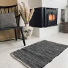 VIAMAJA Gulvtæppe i sort skind med hvid tråd - 60x90cm Sale
