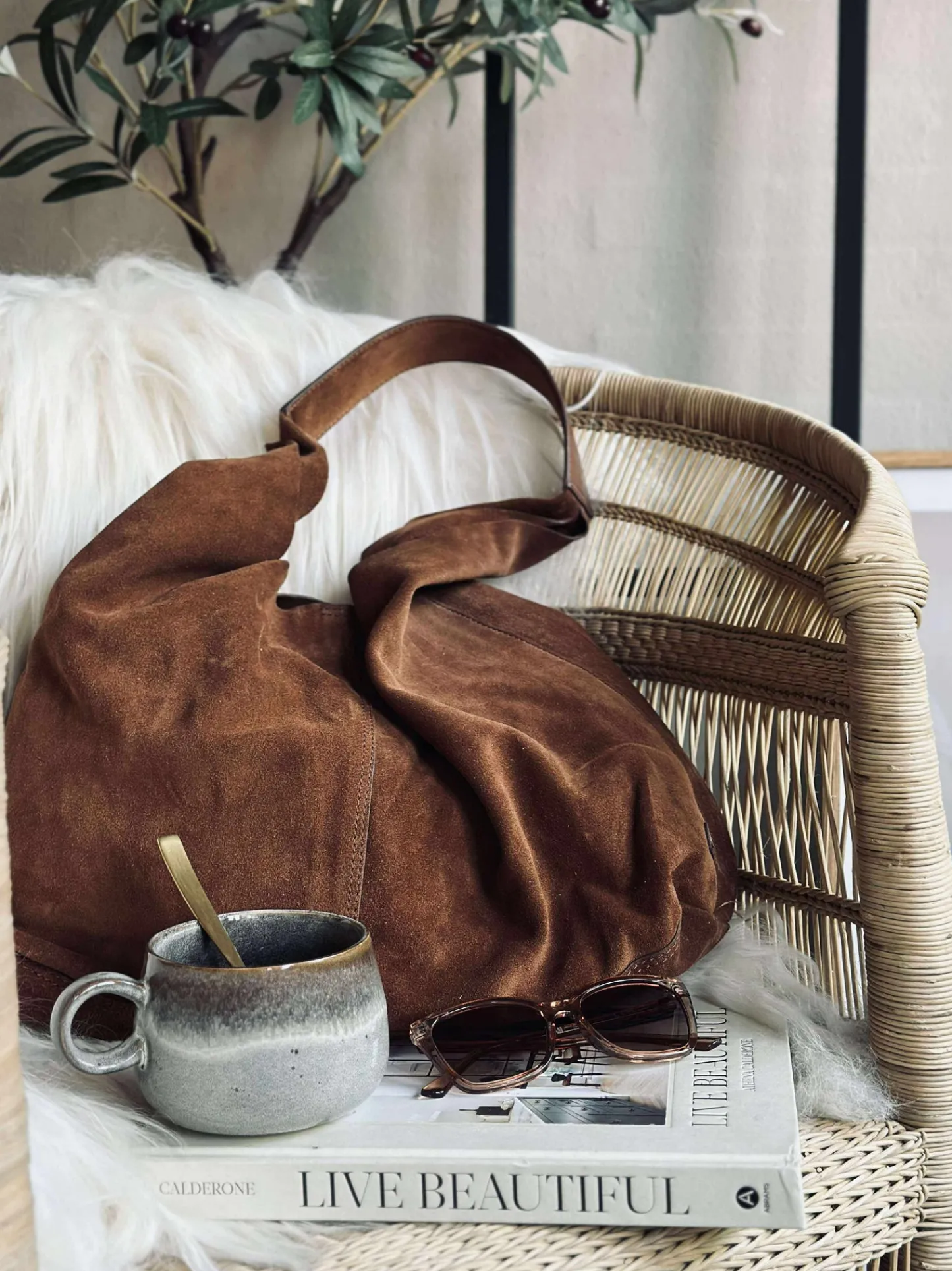VIAMAJA Shopper i blødt ruskind - Cognac