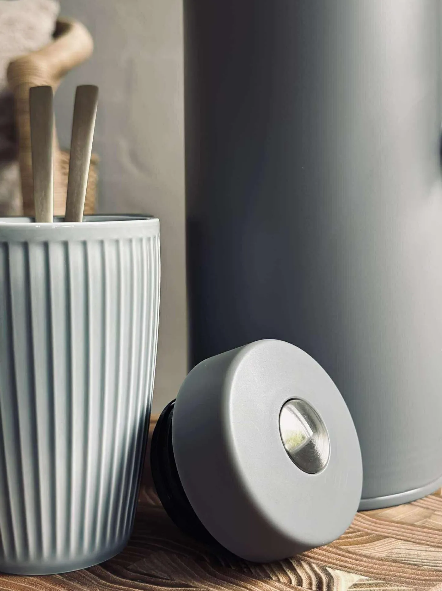 VIAMAJA Termokande – Med trykknap funktion - 1 liter Hot